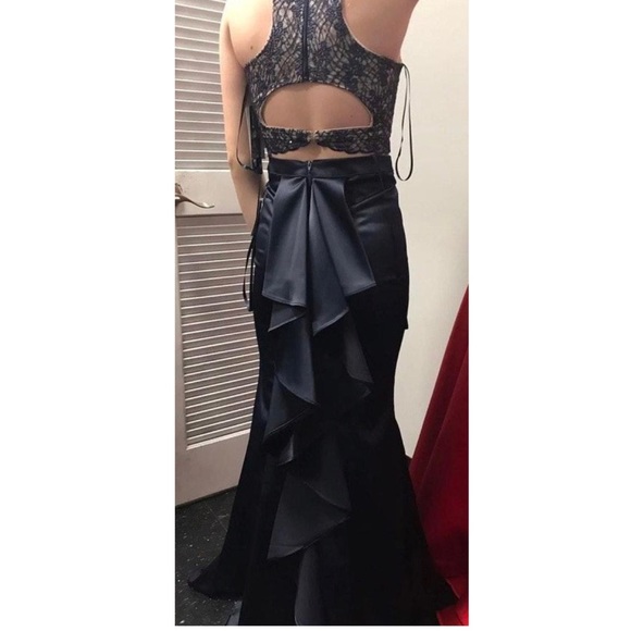 Prom Dress - Picture 2 of 3